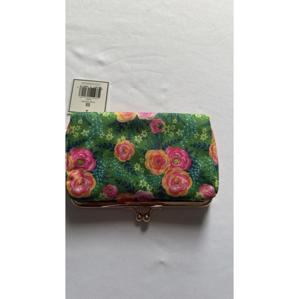 Mary Square Madison Snap Pill Case Floral Weekly 7-Day AM/PM Organizer 26032